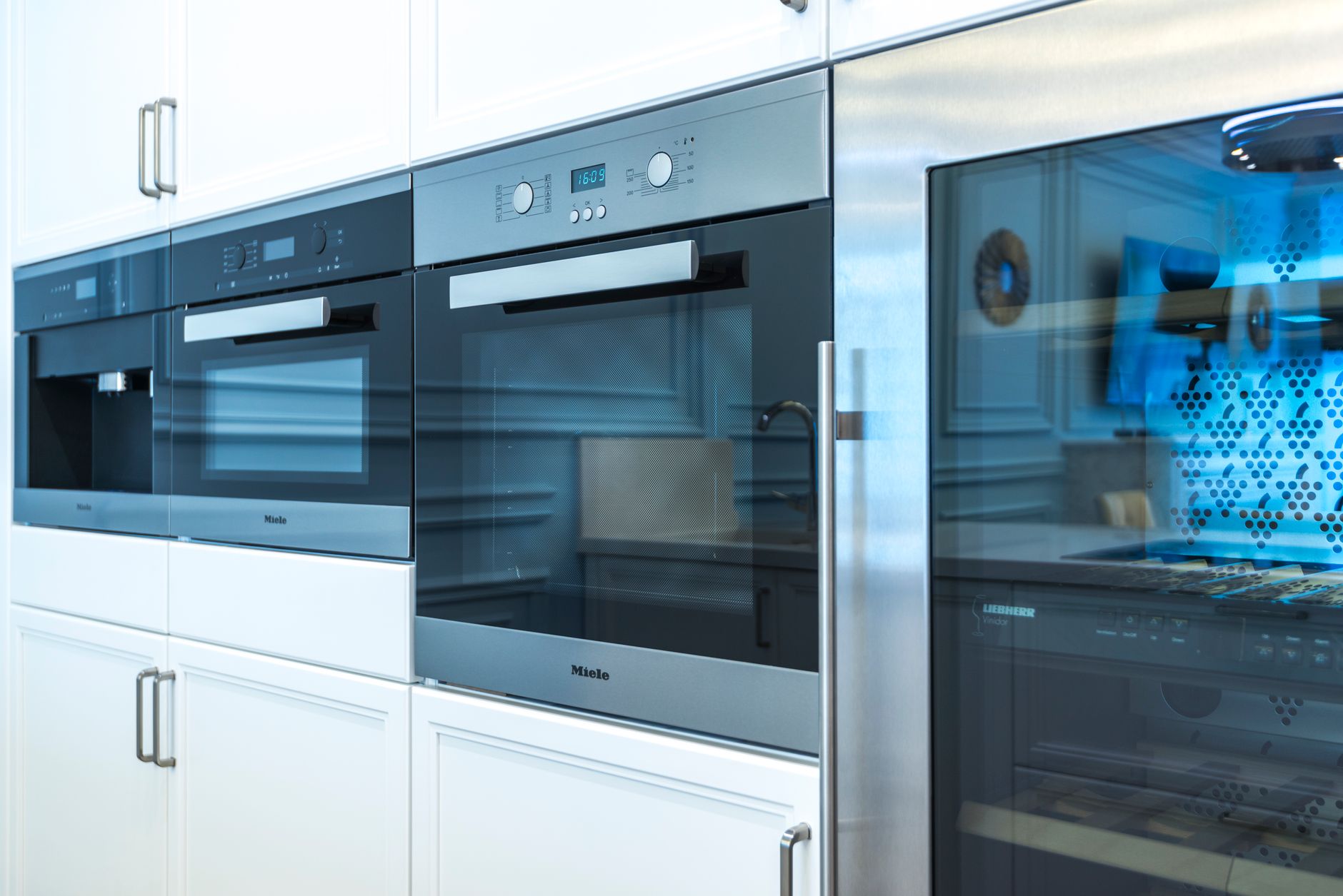 Intelligent AI Kitchen System